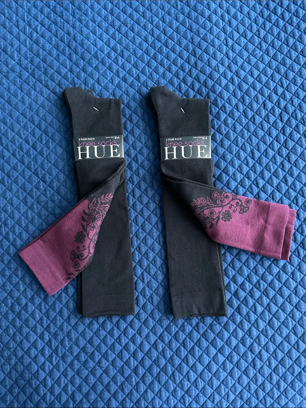 HUE Women’s Black & Plum Knee Socks Cotton Blend 4 Pairs 2 Packs NWT
